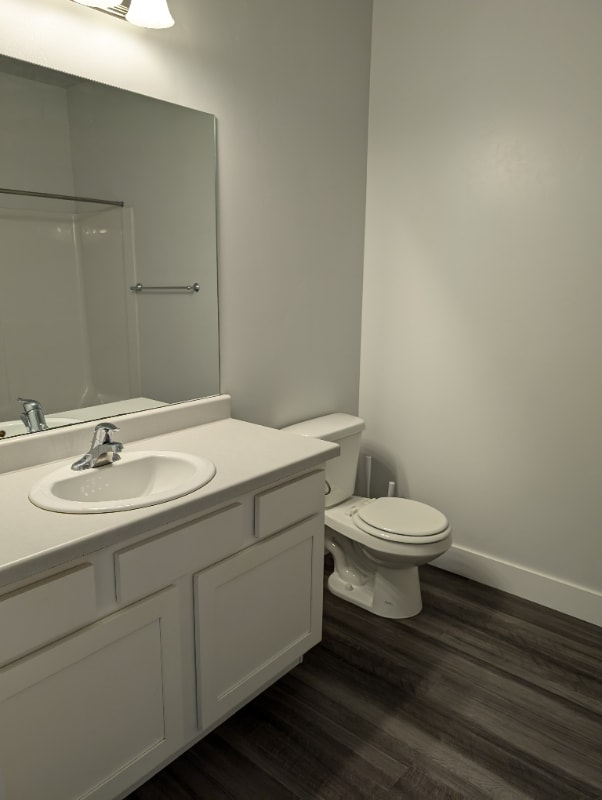 Building Photo - 701 N 380 W