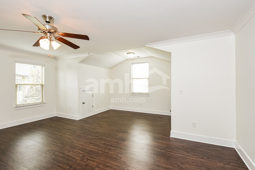 Building Photo - 3122 Arch Ct