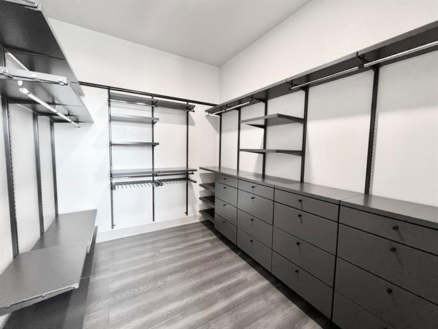 Building Photo - 3330 Oak Grove Ave