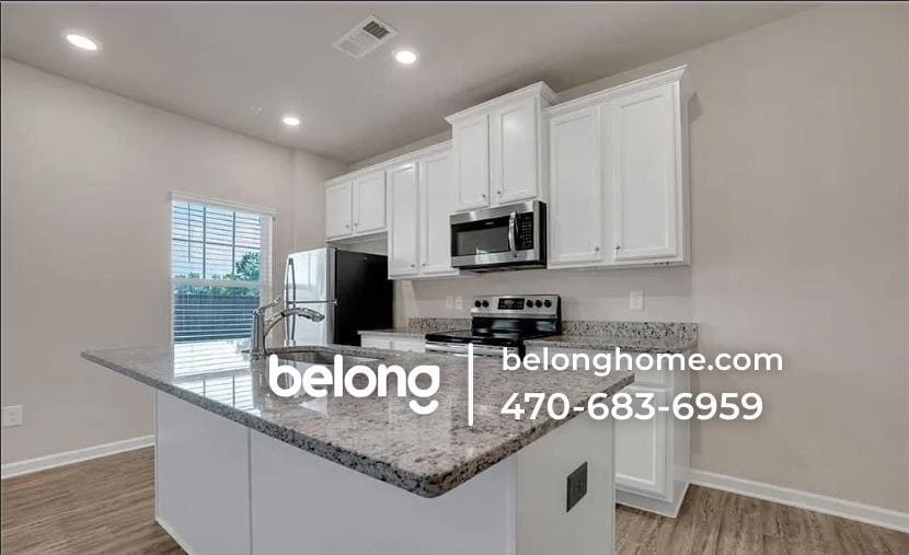 Building Photo - 2104 Irvin Ct