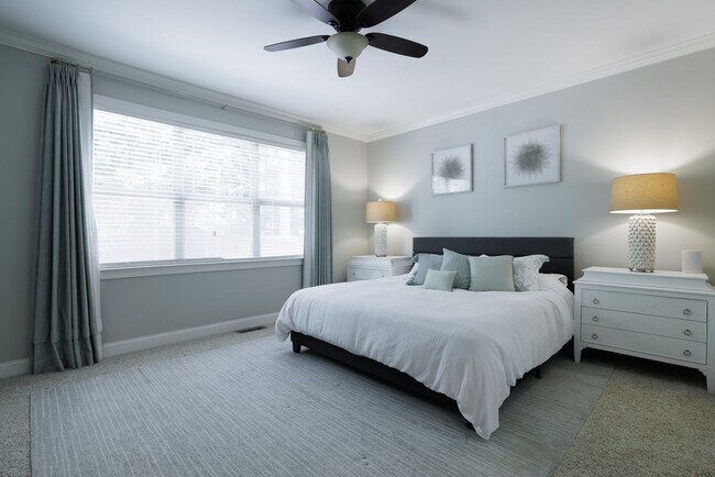 Building Photo - Beautiful home in Charleston walk community!