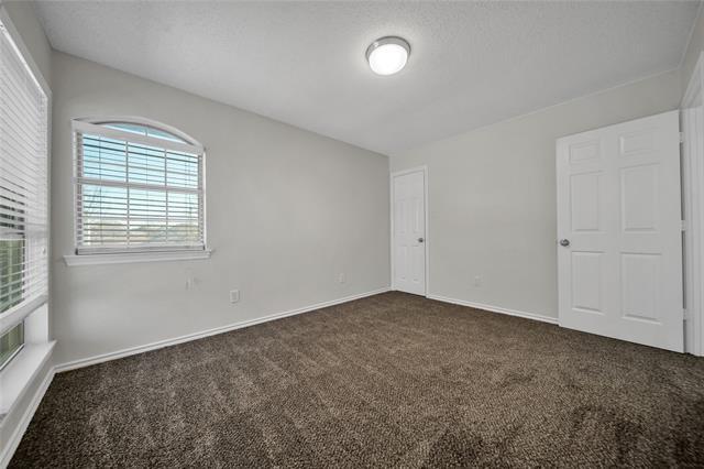 Building Photo - 139 Woodcreek Dr