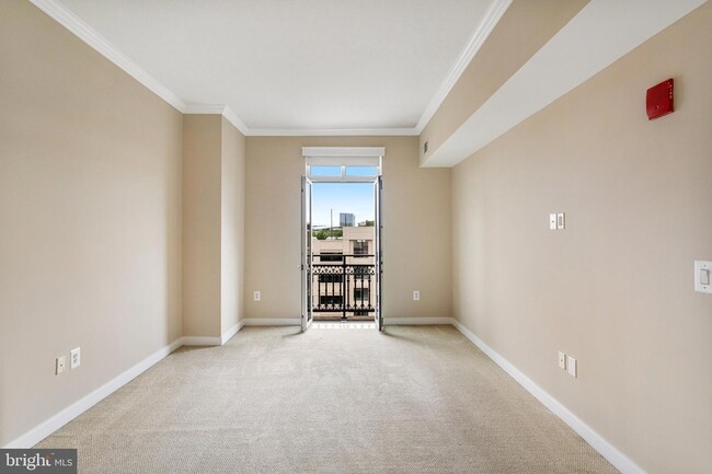 Building Photo - 155 Potomac Passage