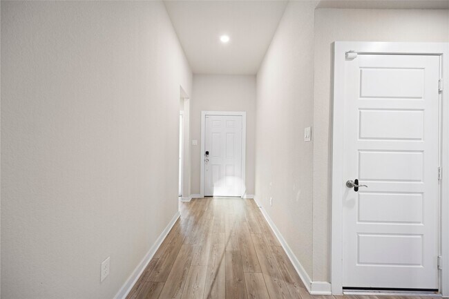 Building Photo - 19003 Yellowstone Landing Ct