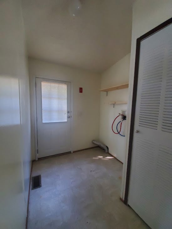 Building Photo - 41 County Rd