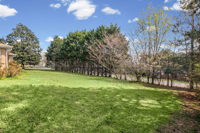 Building Photo - 13 Hearthwood Ct