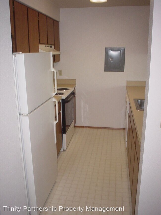 Building Photo - 4315 9th Ave NE