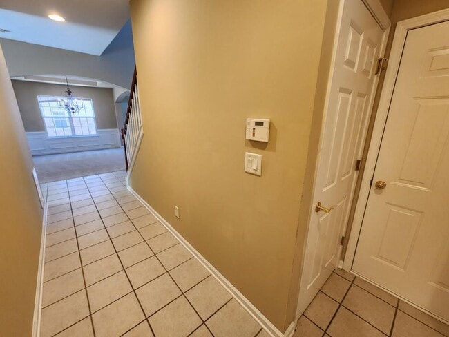 Building Photo - 1594 Overview Cir SW