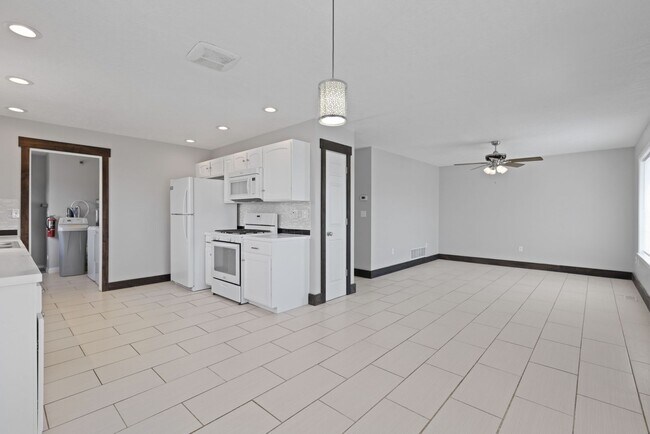 Building Photo - 4-Bed 2-Bath Hidden Gem on a Quiet Cul-de-Sac in Idaho Falls – Move-In Ready!