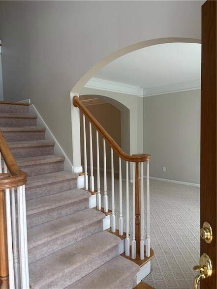 Building Photo - 2275 Snug Harbor NE
