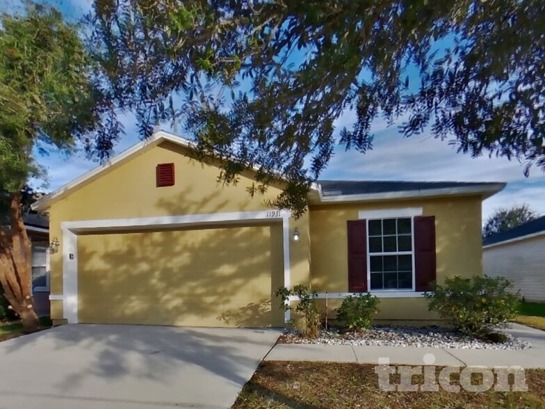 Building Photo - 11931 Alexandra Dr