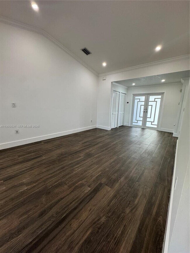 Building Photo - 5763 NW 97th Ct