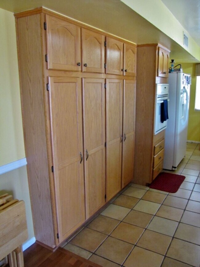 Building Photo - 3BR/2BA w/ central A/C in Sierra Vista, AZ