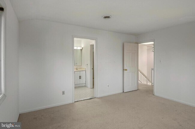 Building Photo - 770 Trenton Ave