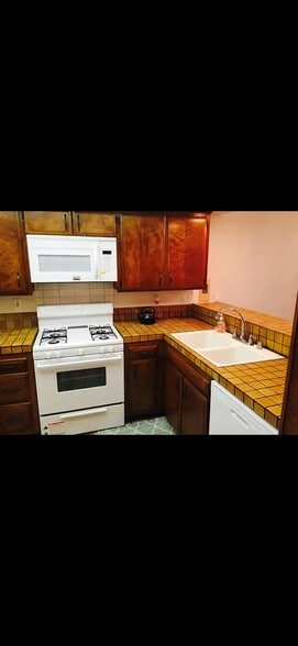 Building Photo - 229 Oahu Way
