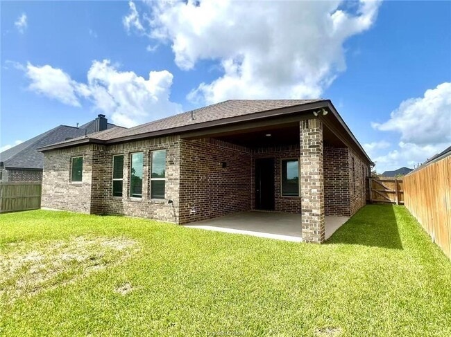 Building Photo - 3903 Eskew Dr
