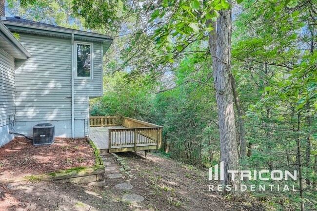 Building Photo - 1235 Wilderness Park Cir