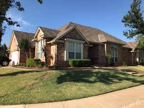Building Photo - 16721 Farmington Way