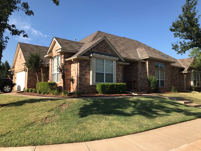 Primary Photo - 16721 Farmington Way