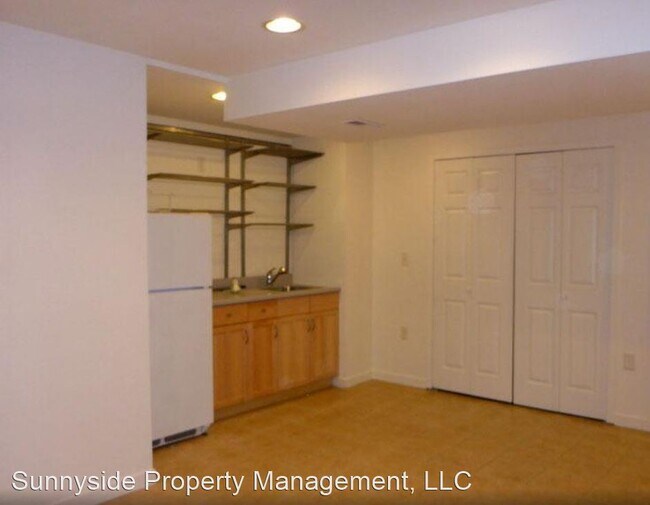 Building Photo - 3 br, 3.5 bath House - 4692 17th Street