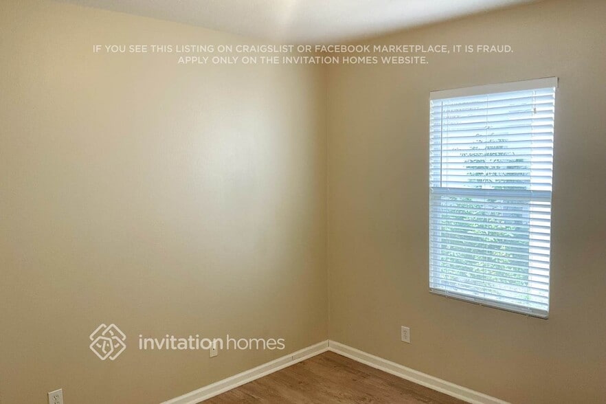 Building Photo - 4373 Collinwood Dr