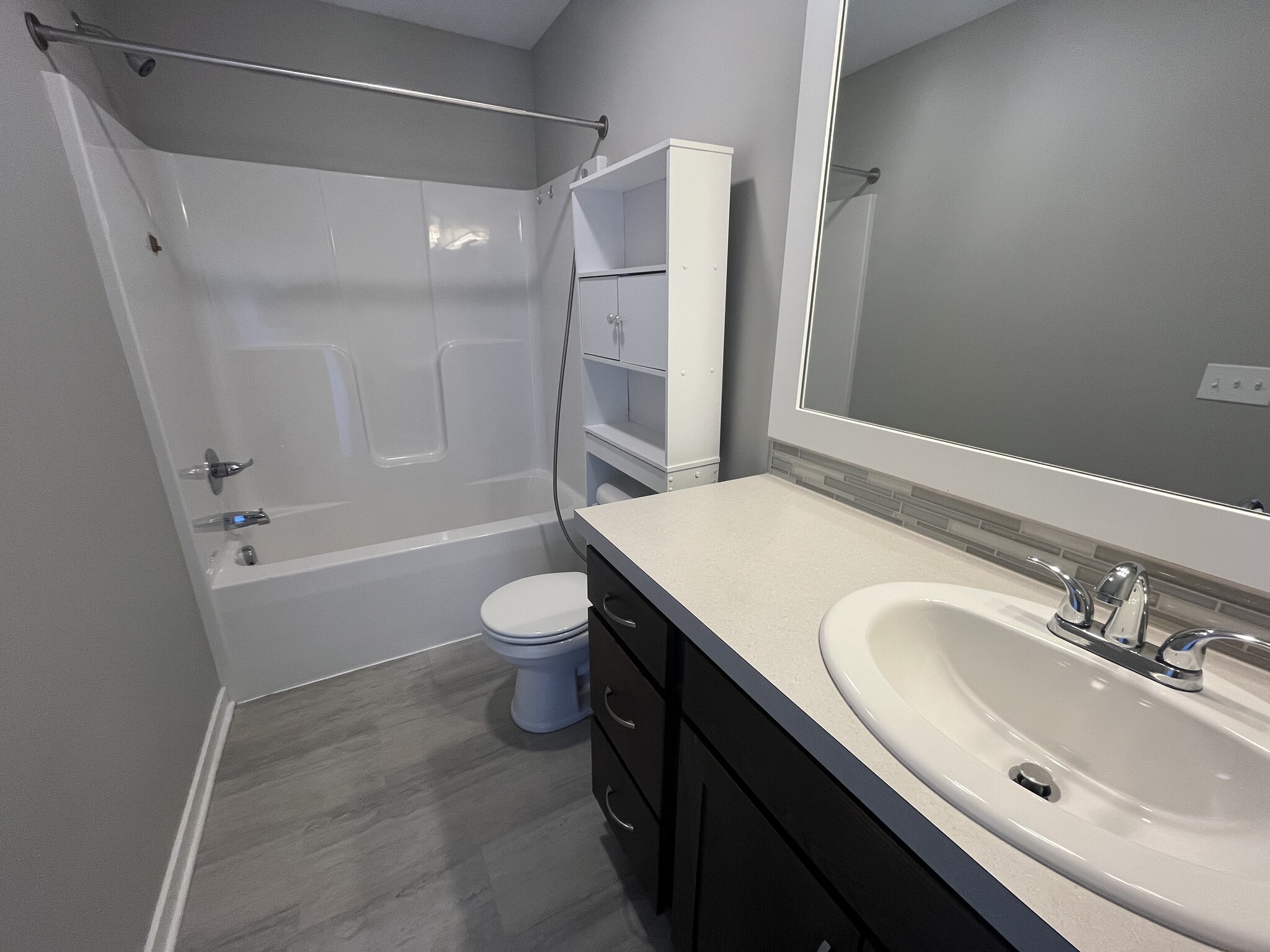 Building Photo - 3865 Elm Ridge Dr