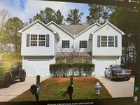 Building Photo - 216 Matthew Ln