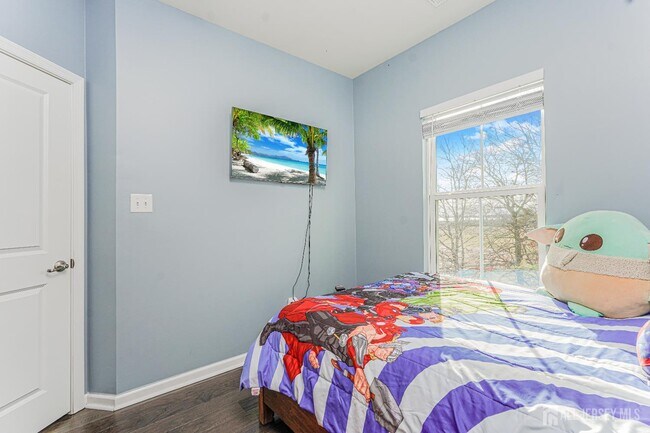 Building Photo - 606 Bayside Ct