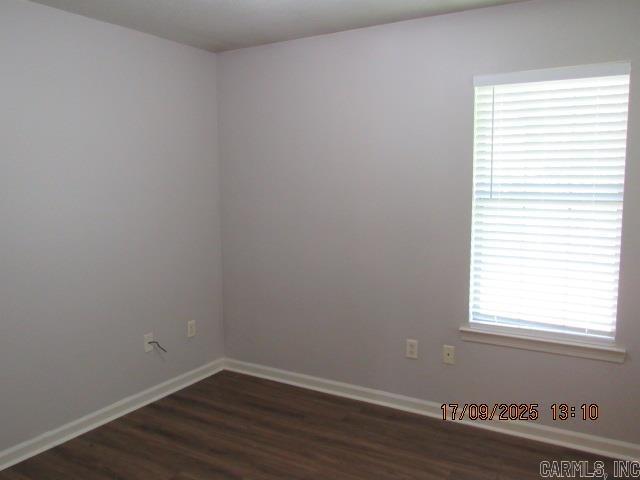 Building Photo - 1320 Pyramid Dr