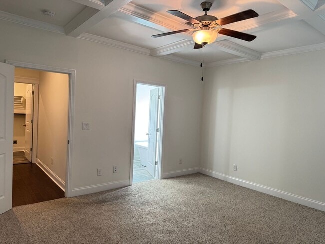 Building Photo - Beautiful 5 Bedroom, 2.5 bath Home in Hickory Wild Subdivision! Lawn care included!