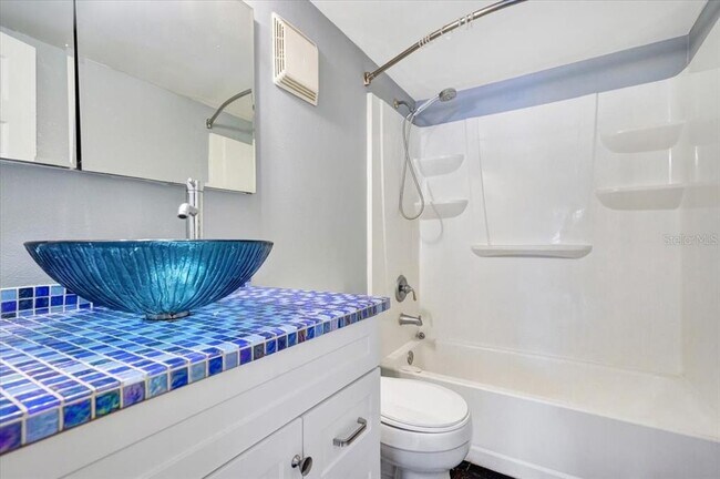 Building Photo - 3254 S Semoran Blvd