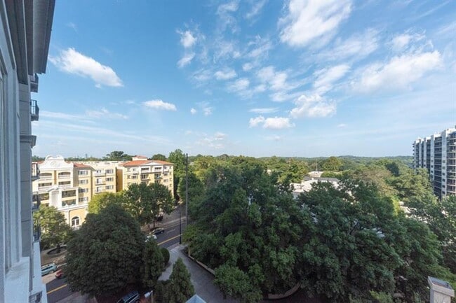 Building Photo - 199 14th St NE