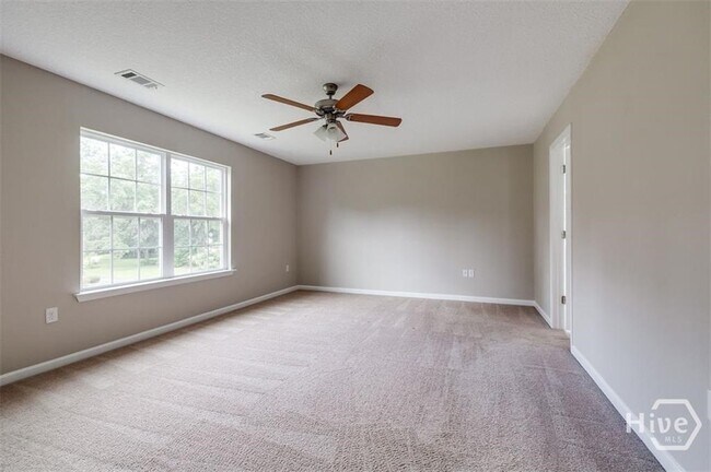 Building Photo - 62 Peregrine Cir