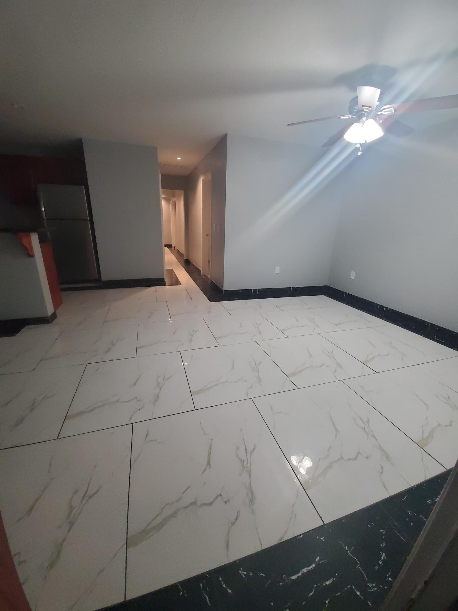 Building Photo - 511 E Roeser Rd