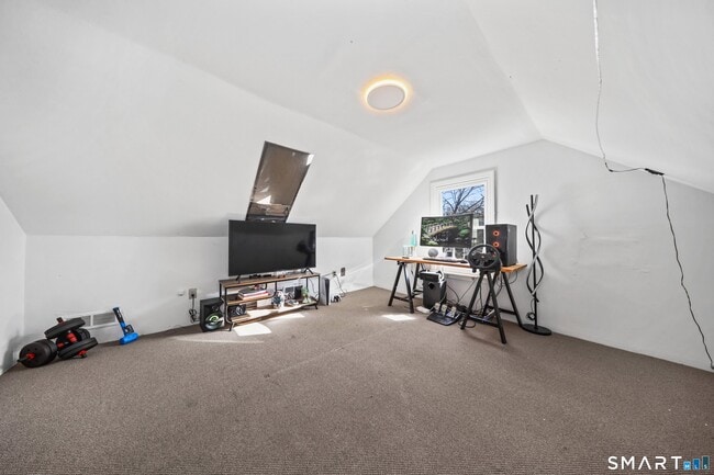 Building Photo - 196 Waite St