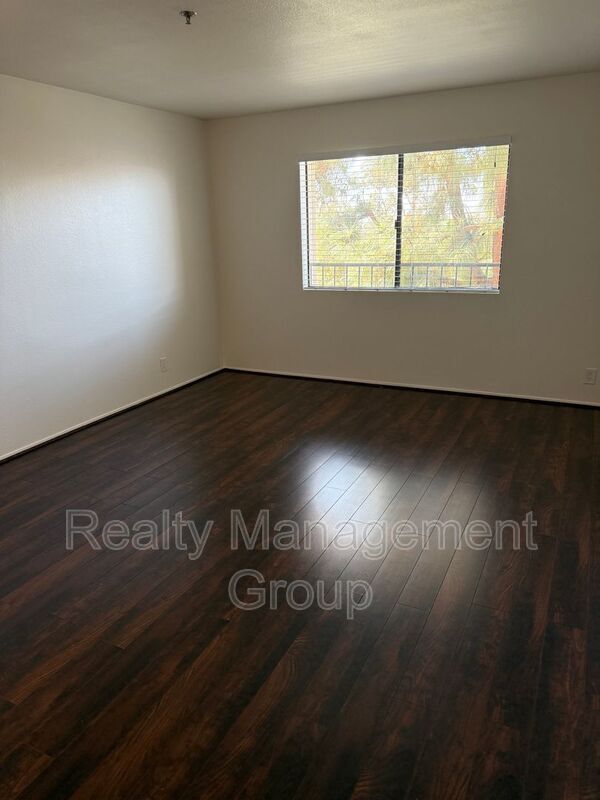 Building Photo - 3955 Faircross Pl