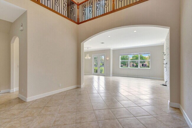 Building Photo - 4770 Cadiz Cir