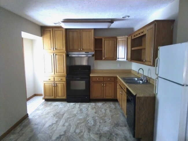 Building Photo - 614 Drypoint Ln