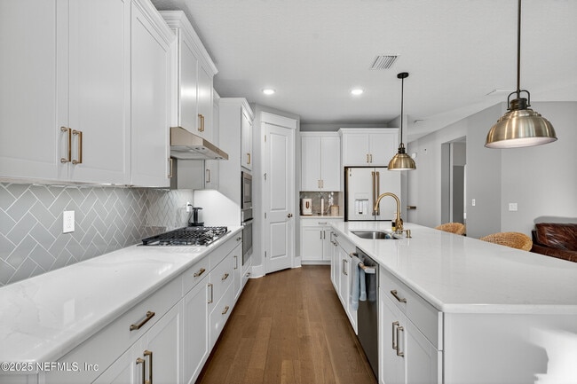 Building Photo - 434 Settler's Landing Dr