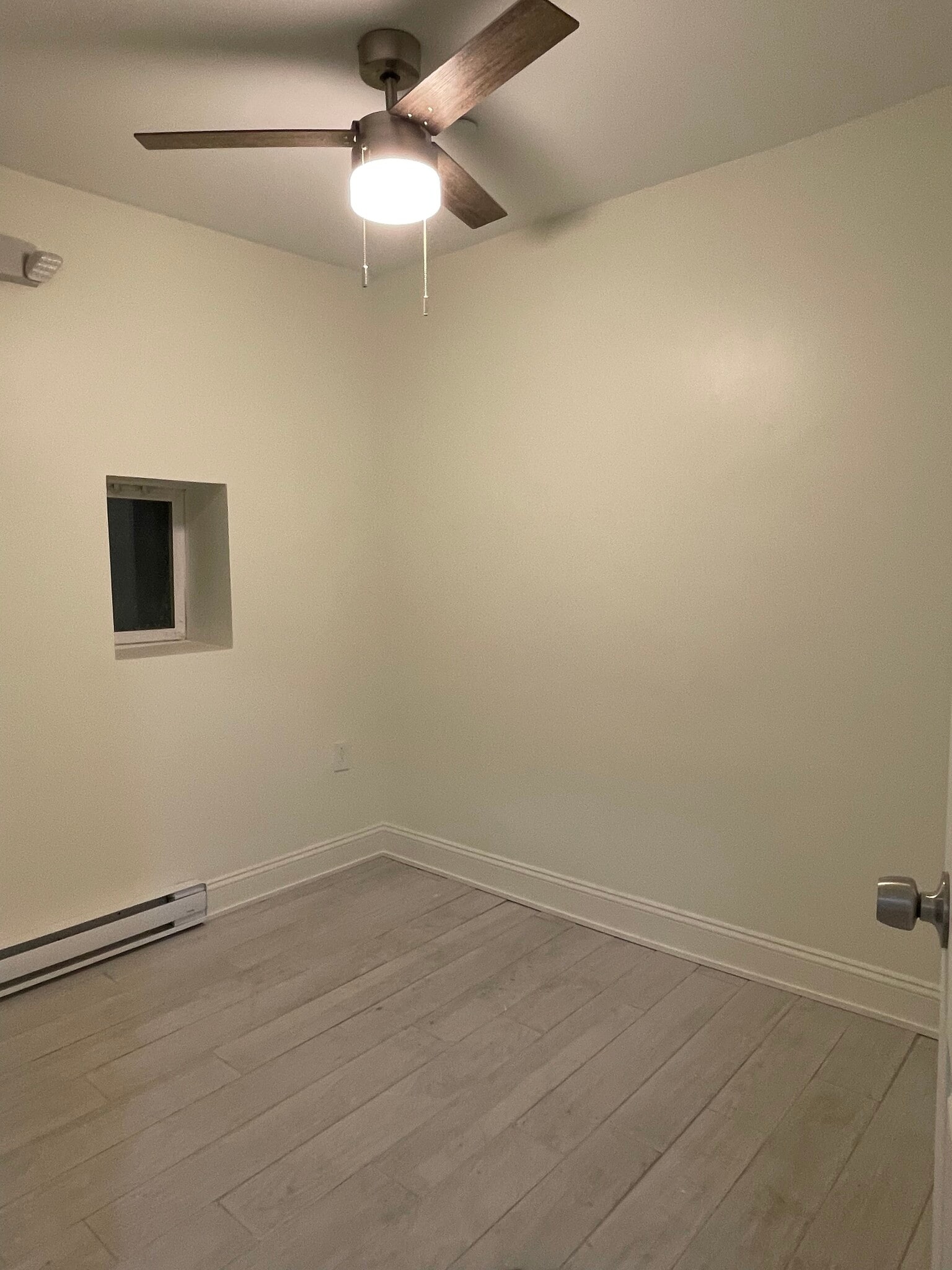 Building Photo - 49 Charter St