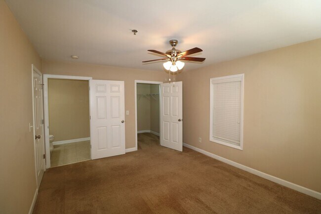 Building Photo - 4762 Tatton Park Dr