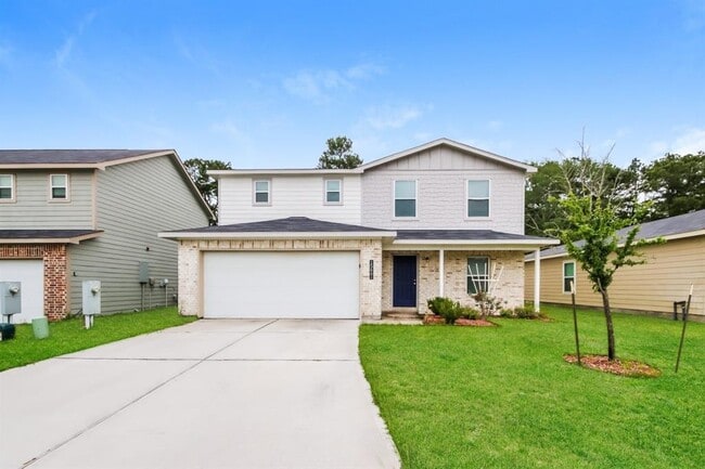 Primary Photo - 15641 Del Norte Dr