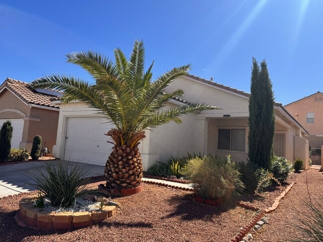 Building Photo - One Story Home For Rent