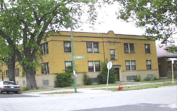 Primary Photo - 2954-2958 N Kostner Ave