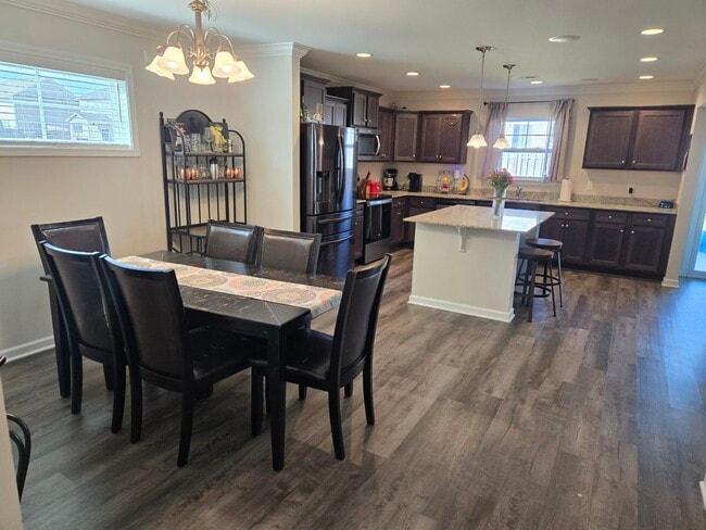 Building Photo - 135 Texas Black Way