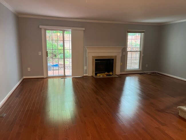Building Photo - Stunning Three Finished Level Townhome Clo...