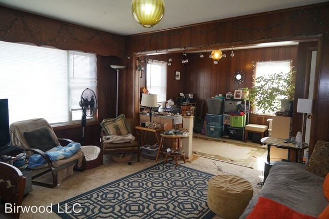 Building Photo - 2 S Fair Oaks Ave