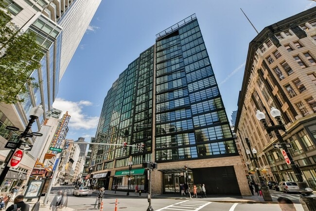Building Photo - 580 Washington St