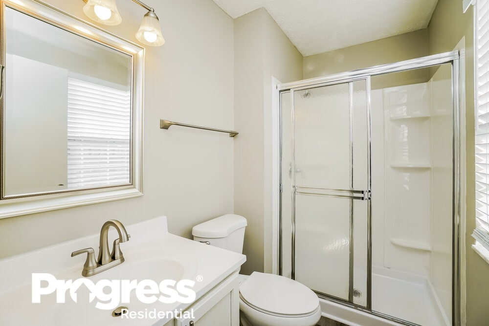 Building Photo - 171 Glengary Dr