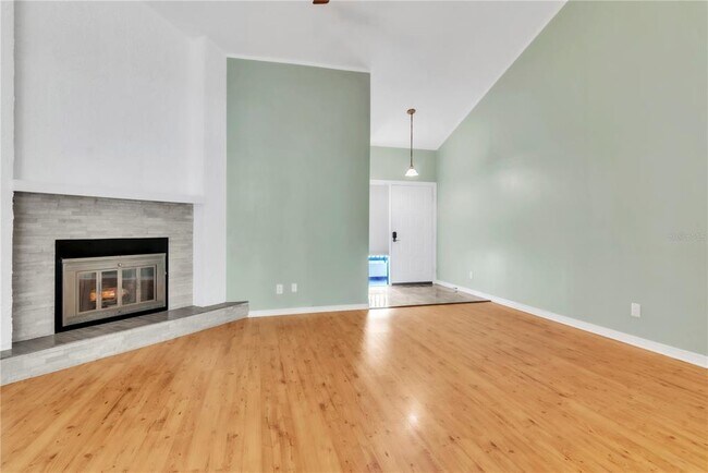 Building Photo - 2640 Enterprise Rd E